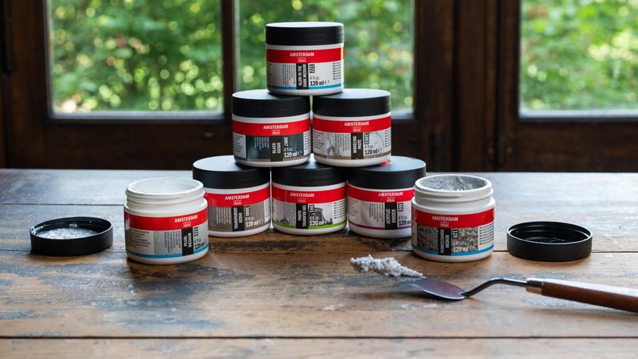 Royal Talens propose les médiums Amsterdam Acrylic dans un nouveau format compact